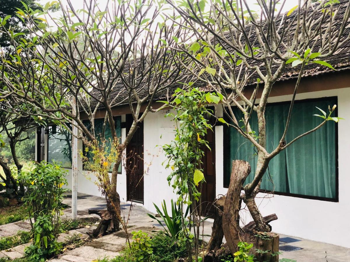 E-Outfitting Pai Resort Extérieur photo