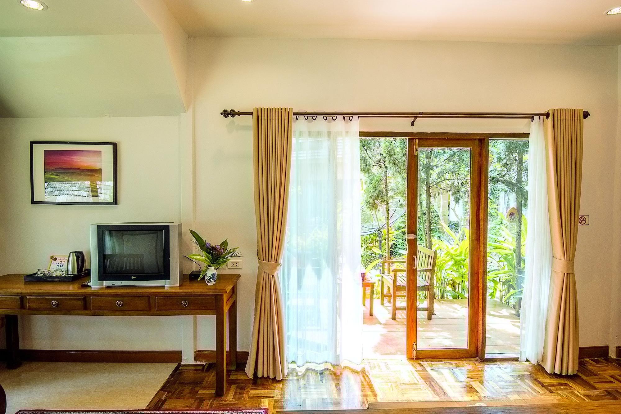 E-Outfitting Pai Resort Extérieur photo