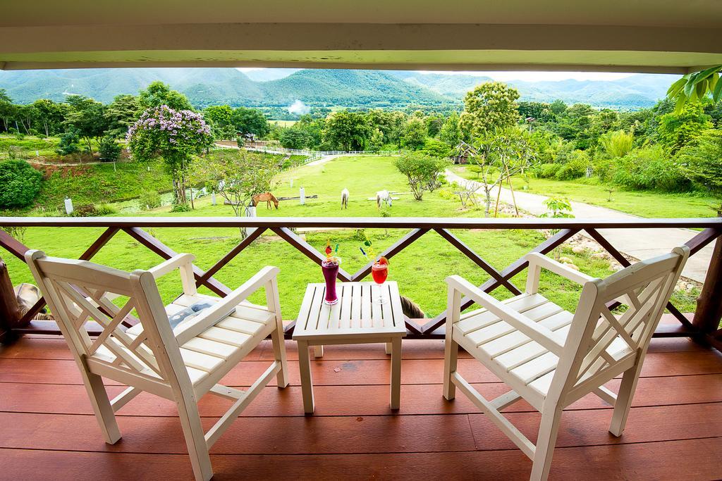 E-Outfitting Pai Resort Extérieur photo