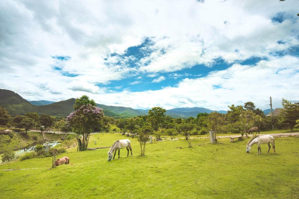 E-Outfitting Pai Resort Extérieur photo