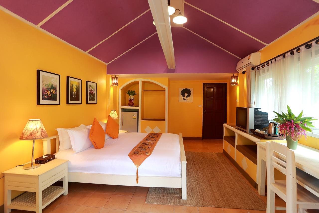E-Outfitting Pai Resort Extérieur photo